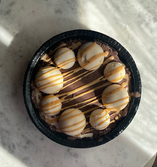 Peanut Butter Cup Ice Cream Pie